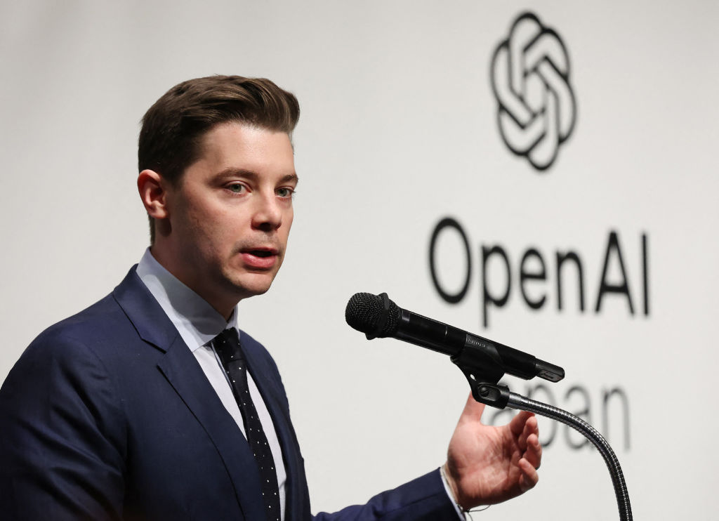 OpenAI Kehilangan COO Senior Brad Lightcap, Pensiun untuk Dirikan Perusahaan Baru