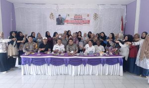 Ketua Fraksi Gerindra DPRD Kepri Marzuki Bagikan Sembako saat Reses di Gunung Durian Natuna, Serap Aspirasi Warga