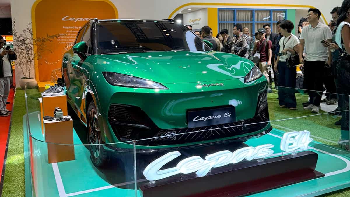 Lepas E4 Resmi Jadi Pemain Baru SUV Listrik Kompak, Baterai 65 kWh dan Jarak Tempuh 500 Km