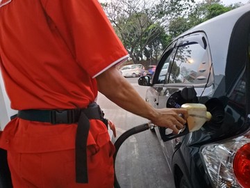 Pertalite Bukan untuk Semua Mobil: Cek Rasio Kompresi Mesin Sebelum Isi BBM RON 90