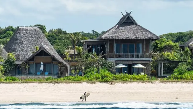 Liburan Keluarga Tanpa Hiruk Pikuk: 5 Destinasi Indonesia Pengganti Bali yang Lebih Tenang