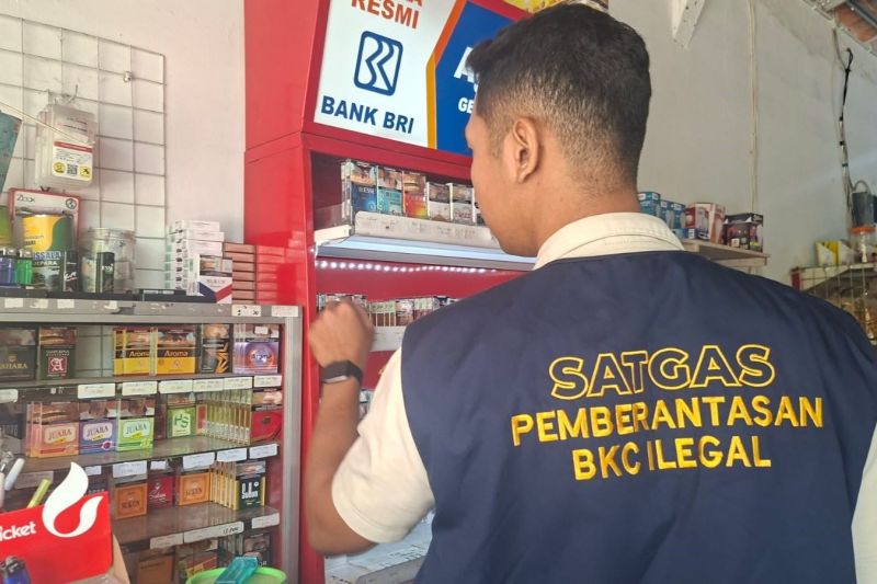 Satpol PP Jepara Sita 2.262 Batang Rokok Ilegal dari Toko dan Warung Kelontong, Pedagang Diedukasi soal Cukai