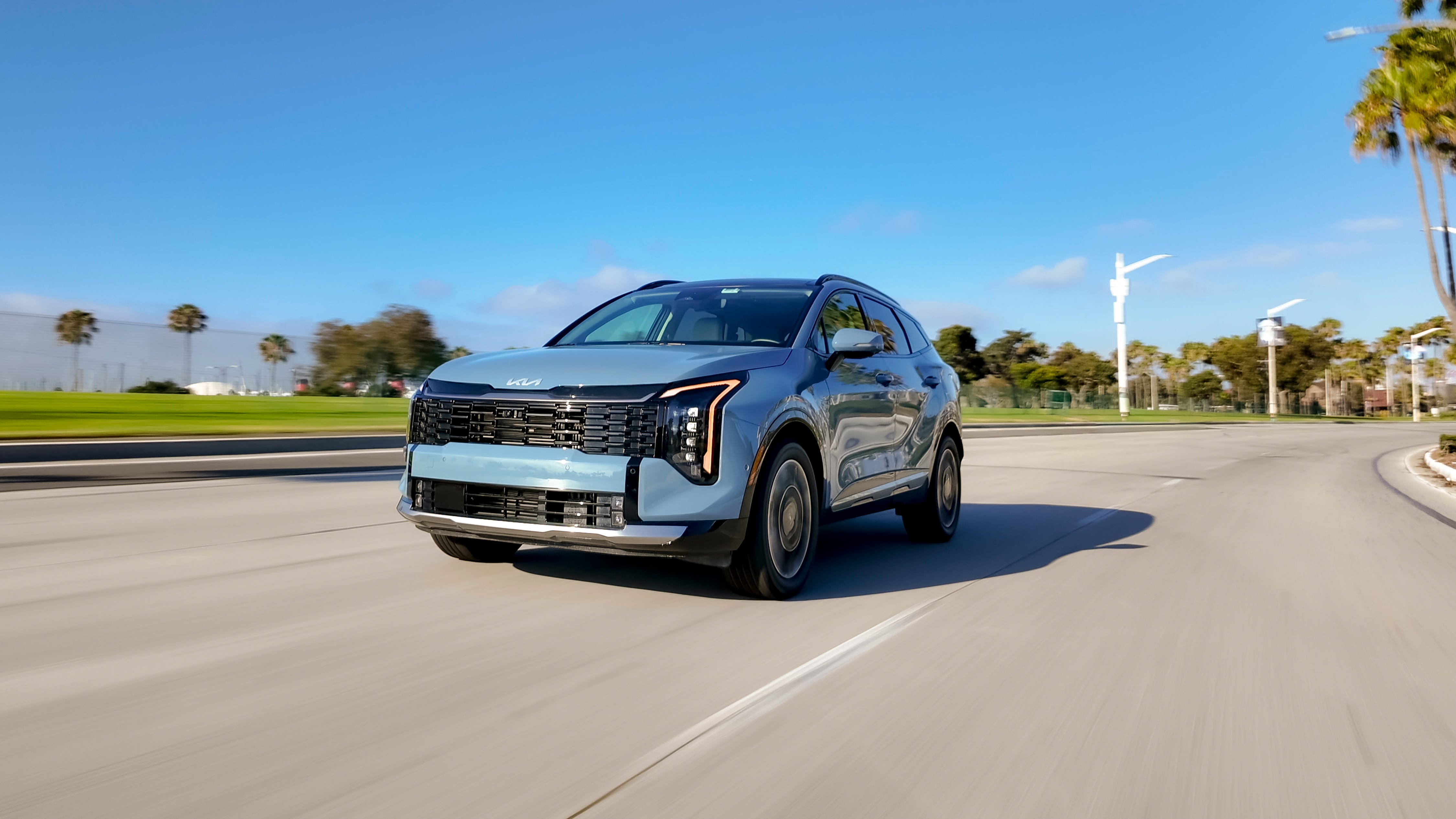 Review Kia Sportage Hybrid 2026: Wajah Baru Lebih Gagah, tapi Bensin Justru Lebih Boros