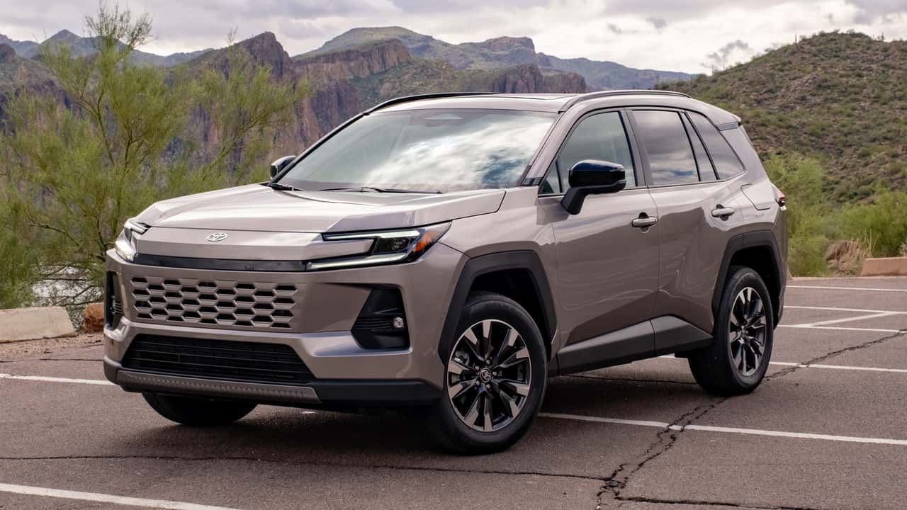 Data KBB 2026: SUV Hybrid Justru Lebih Dilirik Pembeli daripada EV, Bukan Soal Teknologi tapi Nilai