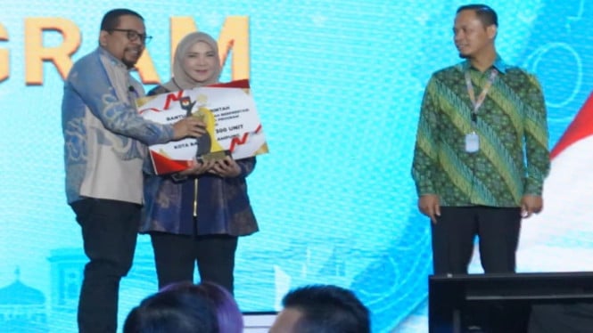 Pemkot Bandar Lampung Raih Penghargaan Pemda Berprestasi 2026, 300 Unit Bedah Rumah Dikucurkan untuk Warga