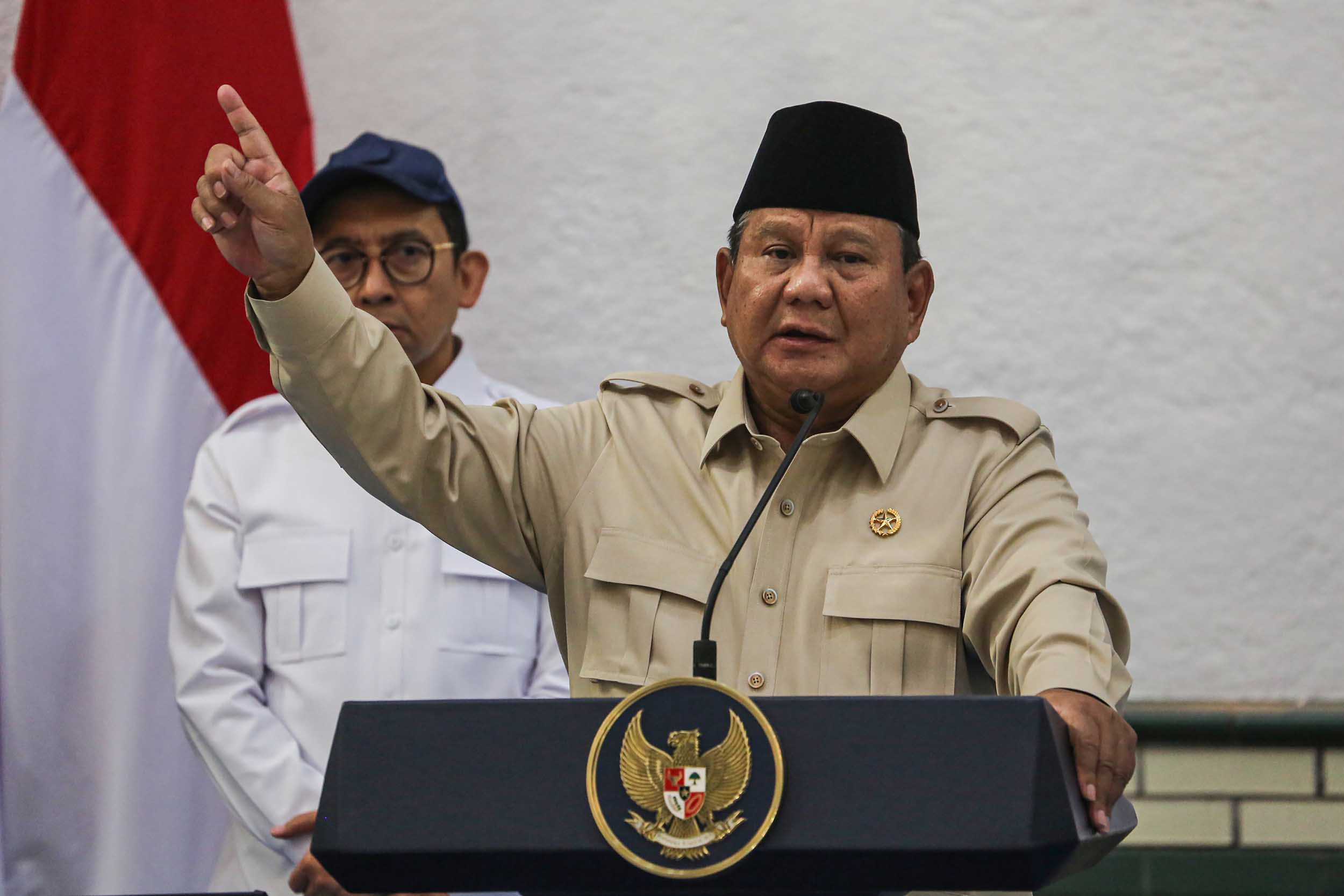 Prabowo Resmikan 3.395 Jembatan TNI-Polri dan 3.000 Sumber Air Bersih, Tegaskan Negara Hadir untuk Daerah Terpencil