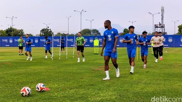 Persib Bandung Atur Porsi Latihan di Bali Menjelang Dewata Challenge Series 2026