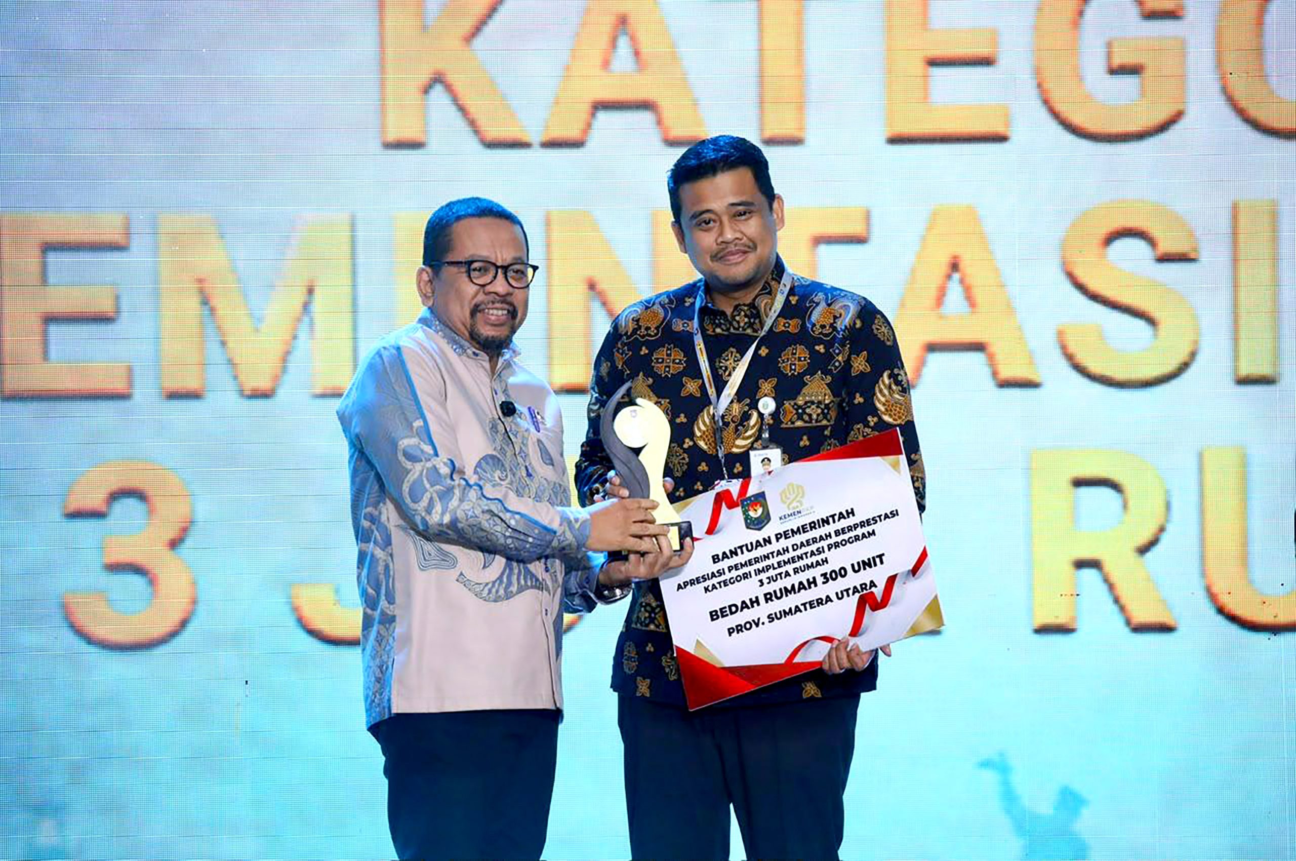 Pemprov Sumut Raih Penghargaan Terbaik I Program 3 Juta Rumah dari Kemendagri, Dapat Bantuan Bedah 300 Unit
