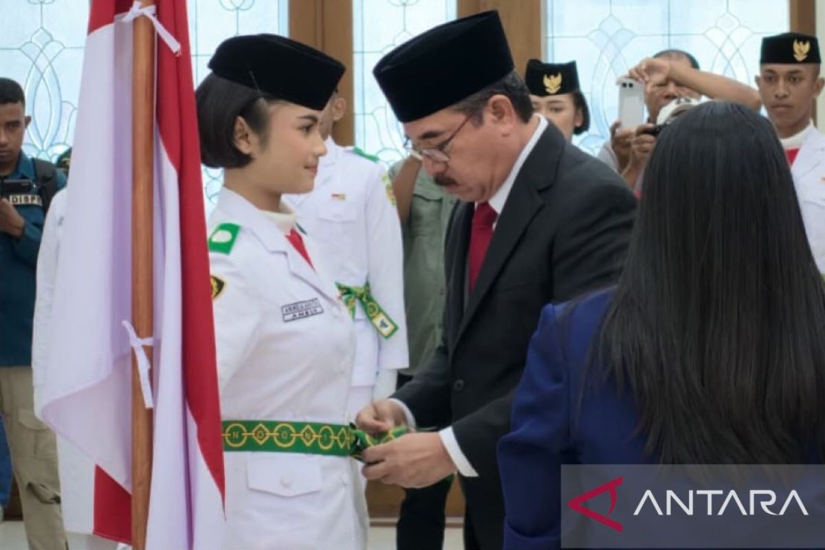Gubernur Maluku Hendrik Lewerissa Kukuhkan 28 Paskibraka untuk HUT ke-81 RI, Tekankan Disiplin dan Integritas