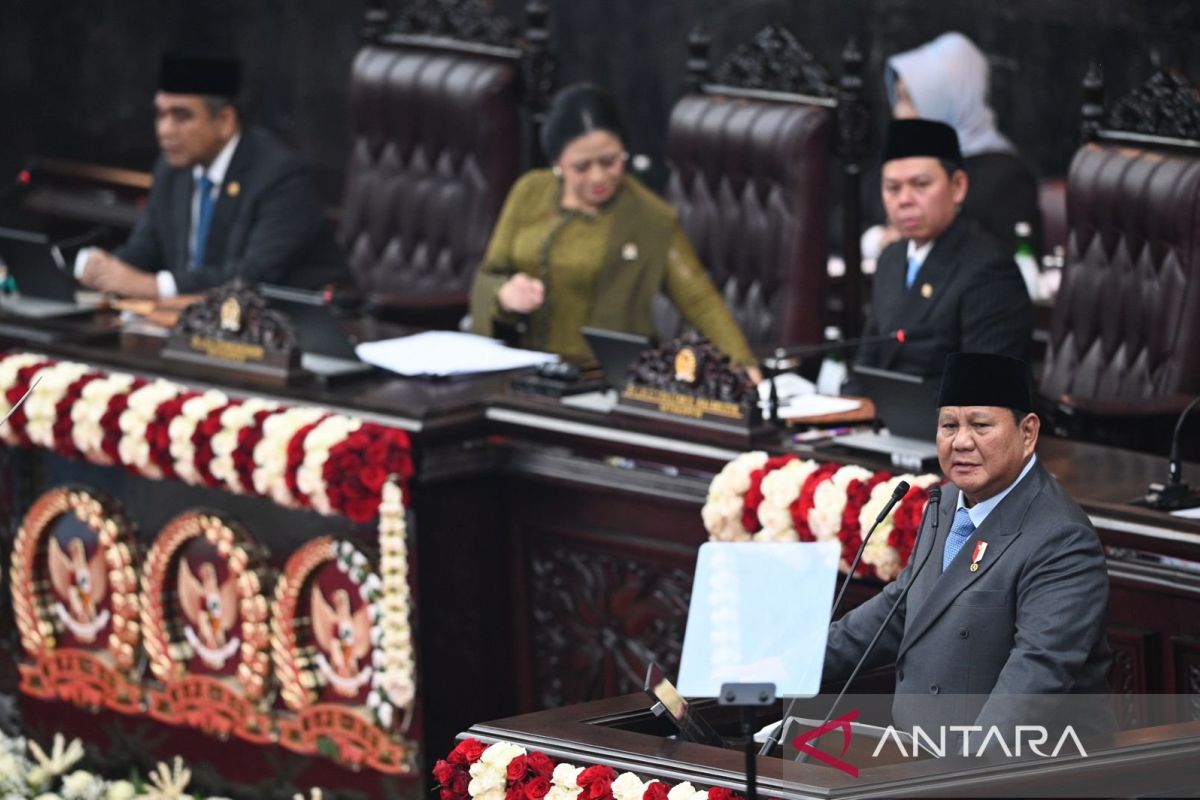 Presiden Prabowo Apresiasi MA Selesaikan 37.973 Perkara Sepanjang 2025, 84,51 Persen Permohonan MK Kini Online