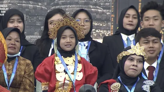 Presiden Prabowo Perkenalkan Siswi Sekolah Rakyat di Sidang Tahunan MPR, Sempat Beri Guyonan soal Pacaran