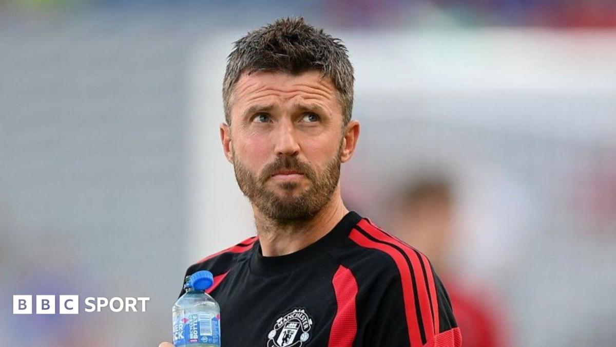 Michael Carrick Desak Manchester United Segera Datangkan Pemain Baru Sebelum Musim Dimulai