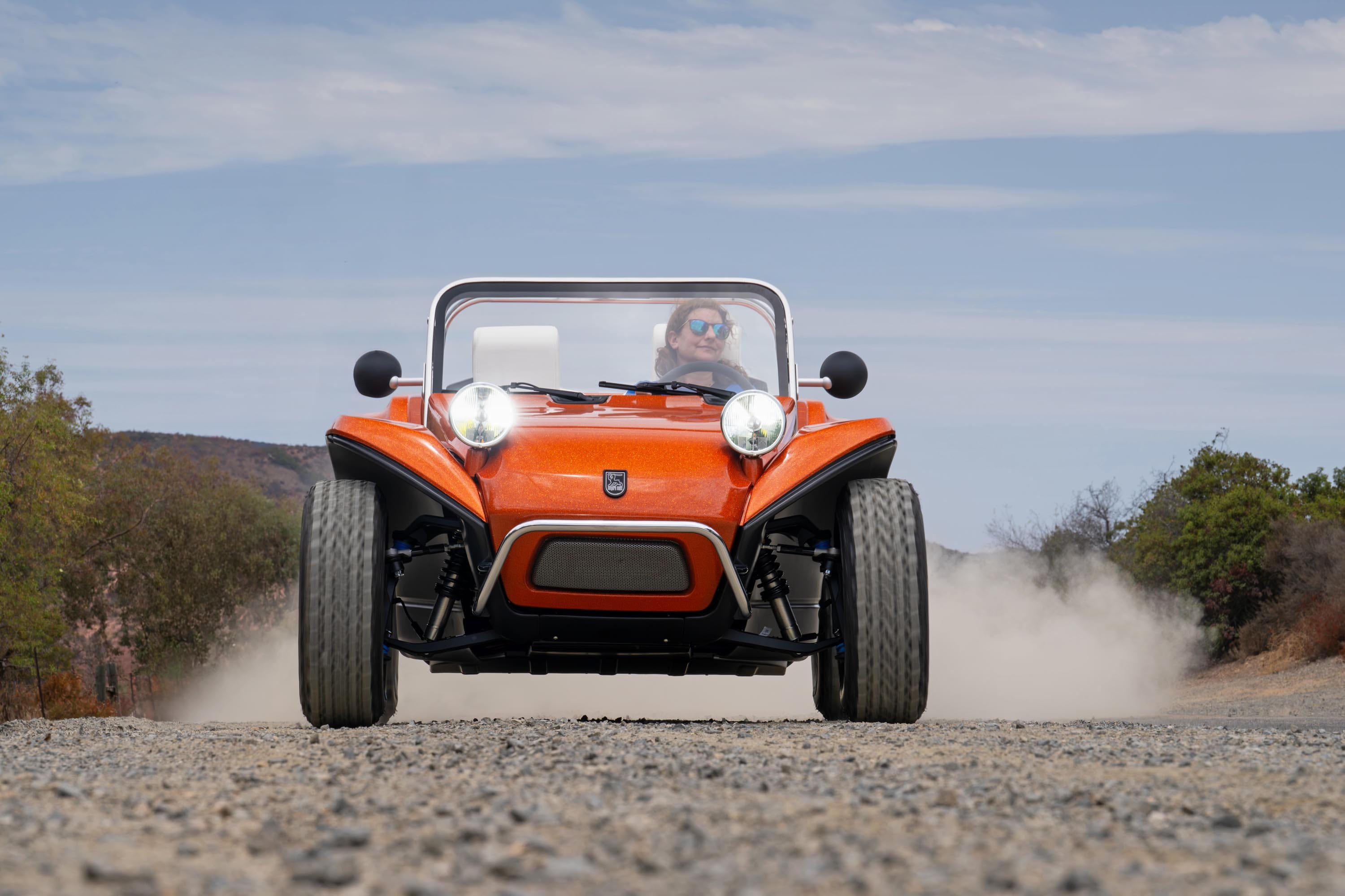 First Drive Meyers Manx 2.0 EV: Buggy Ikonik Kini Hening, Karakter Liarnya Tetap Menyengat