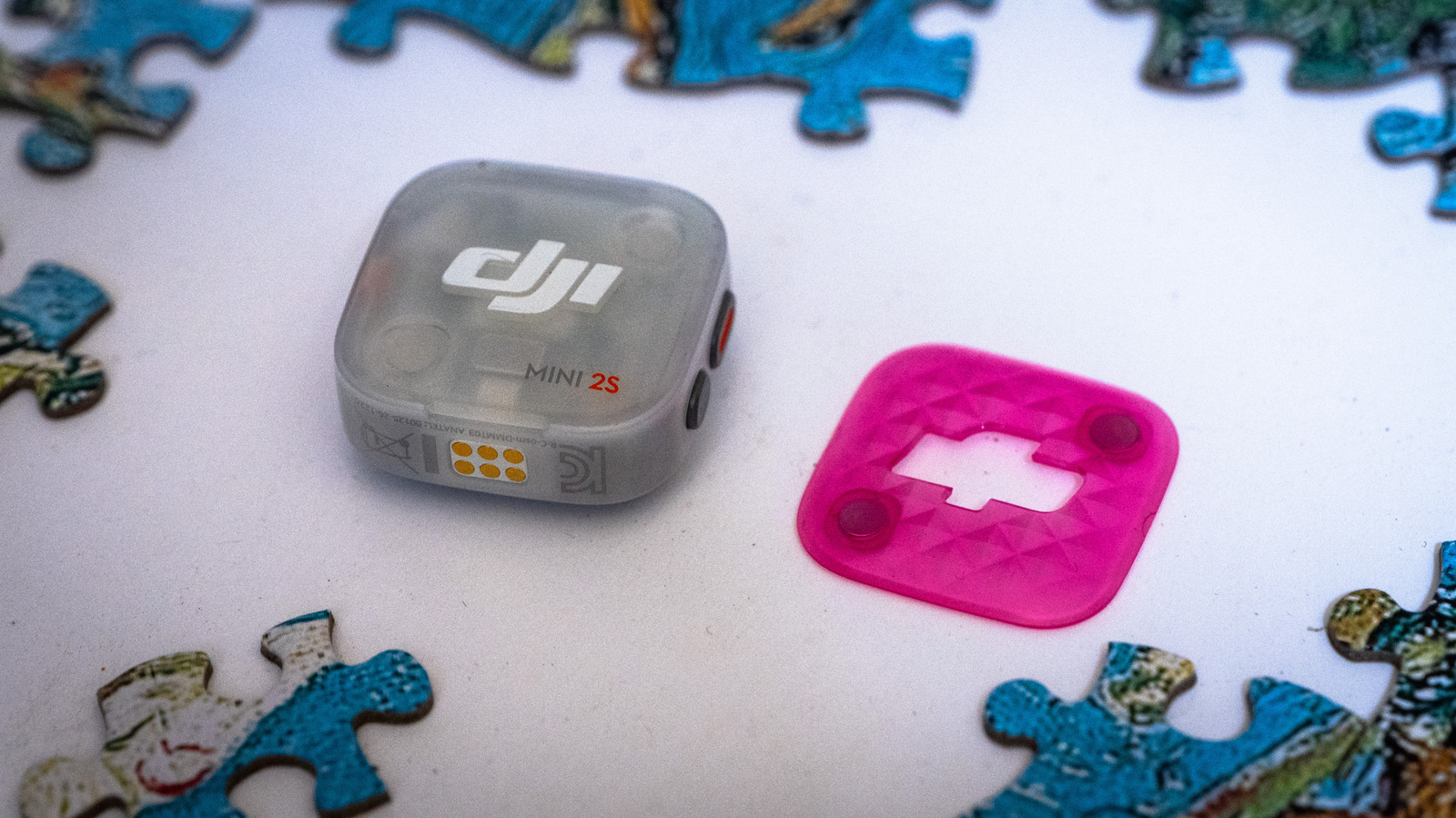 DJI Mic Mini 2S Resmi Meluncur, Mikrofon Mungil dengan Rekaman Internal 32-bit Float