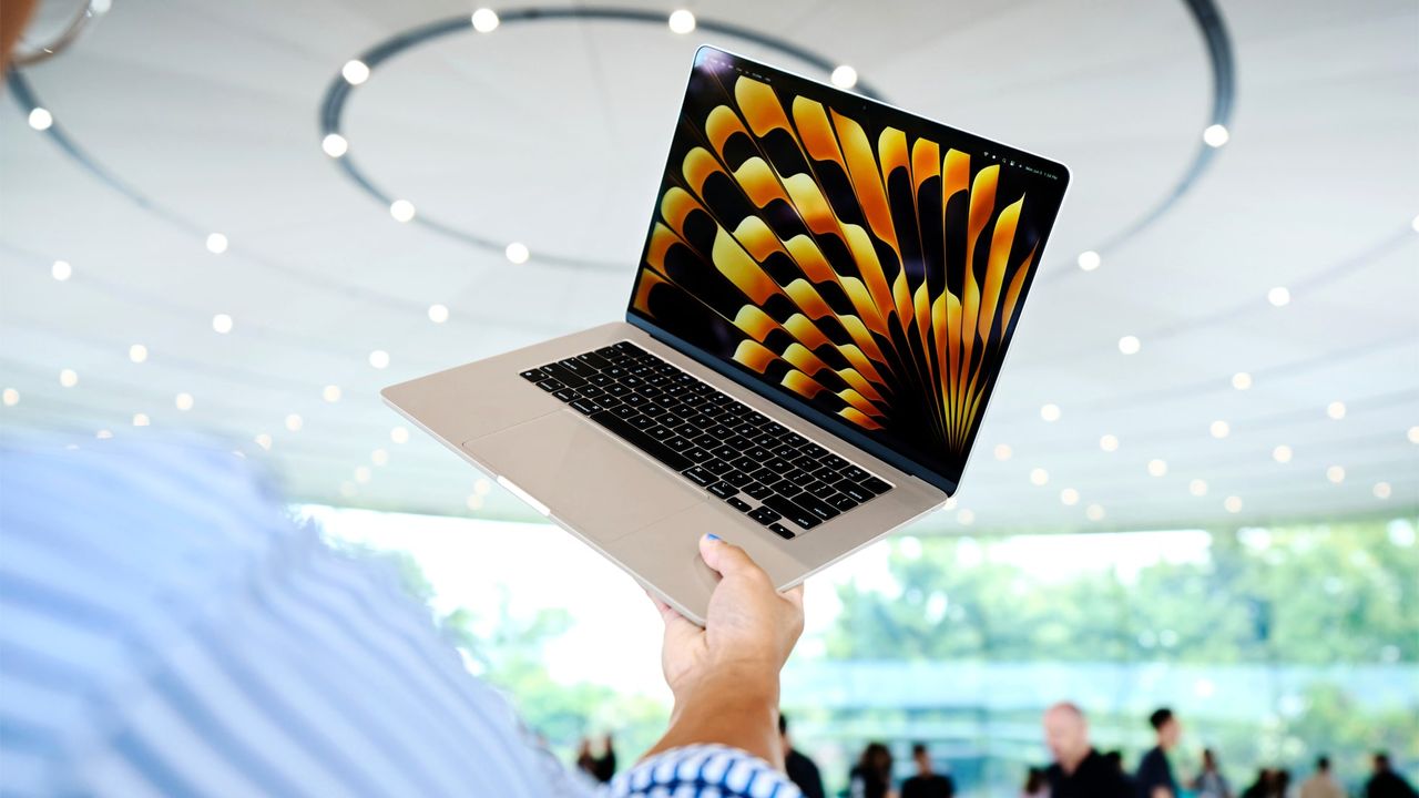 Krisis RAM Hantam Pasokan MacBook Air, Pengiriman Mundur hingga Sebulan
