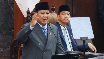 Prabowo Janjikan Insentif untuk 1 Juta Motor Listrik Produksi Dalam Negeri