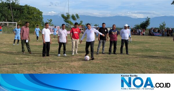 Turnamen Sepak Bola HUT ke-81 RI di Kembang Tanjong Resmi Dibuka, 16 Tim Gampong Siap Bertanding
