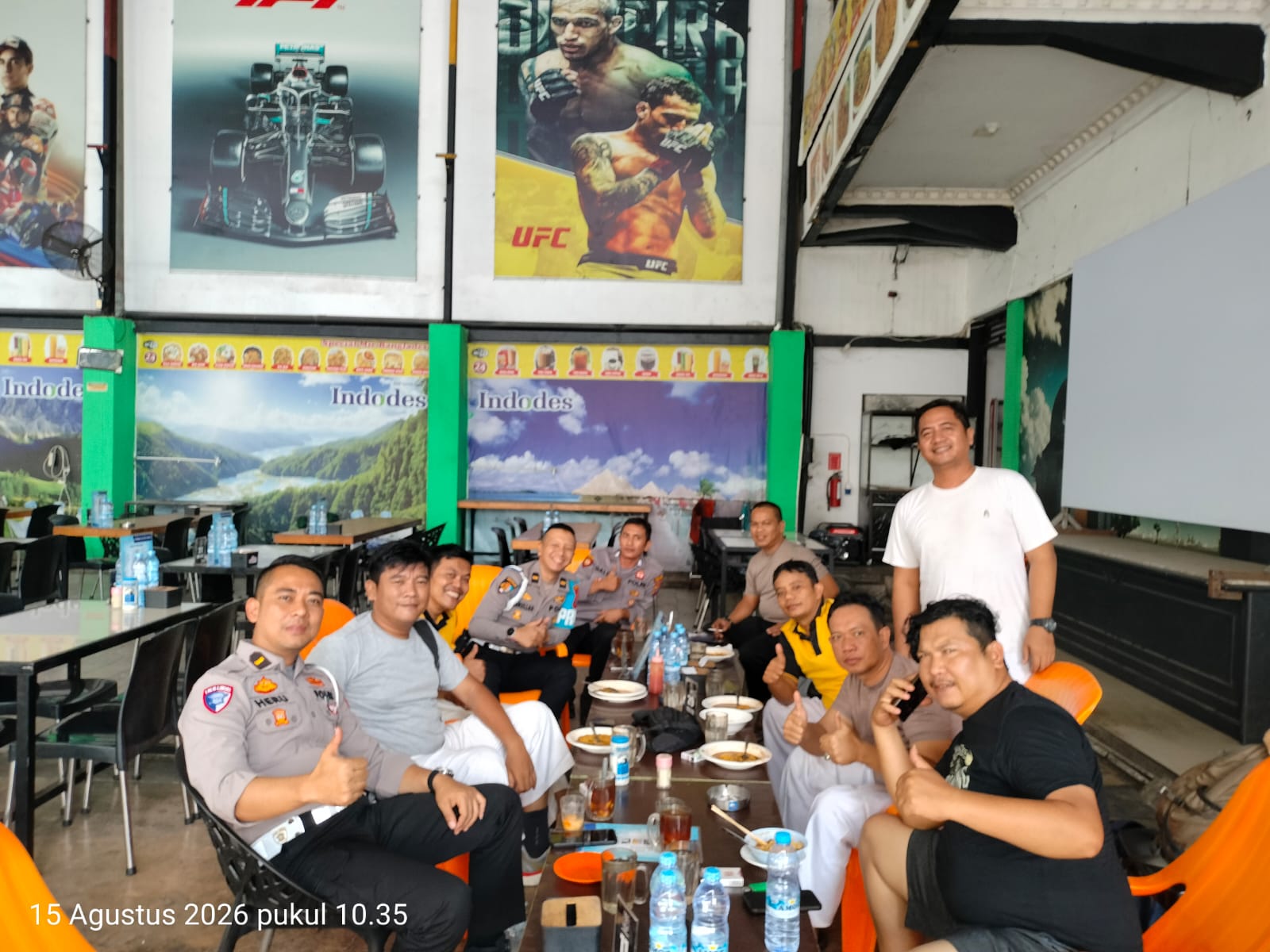 Personel Polres Tebing Tinggi Lulusan DREGD SPN Sampali Kumpul di Warkop, Perkuat Soliditas Usai Pendidikan Bintara