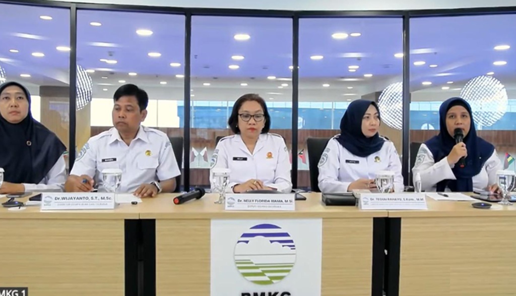 BMKG: 37 Gempa Susulan Guncang Nagekeo NTT dalam Dua Jam, Warga Diminta Waspadai Aktivitas Tektonik