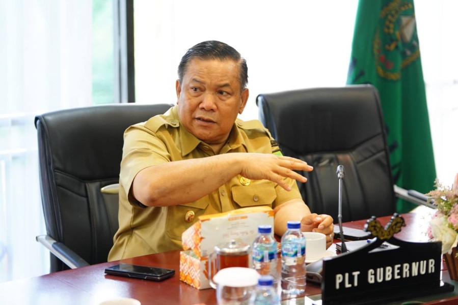 Gandeng PT PHR, Pemprov Riau Minta Perbaikan Jalan Rusak Masuk Program CSR Perusahaan
