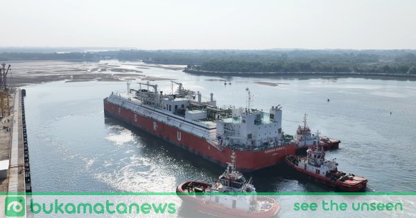 Pelindo Marine Pindahkan Lumbung Energi Apung di Benoa, Pasokan Listrik Bali Tetap Aman