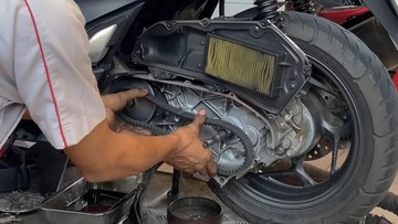 Suara Gredek di Motor Matic: Bukan Cuma Debu, Ini Biang Kerok dari CVT yang Jarang Dilirik