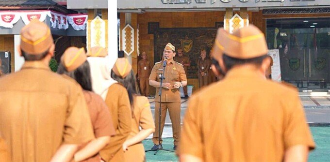 Target 10 Tahun Rampung 3 Tahun, Bupati Barito Utara Minta ASN Kerja Lebih Cepat dan Disiplin
