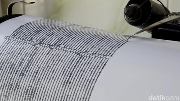 Gempa M 7 di Nagekeo NTT: Dua Warga Meninggal, Ratusan Bangunan Dilaporkan Rusak