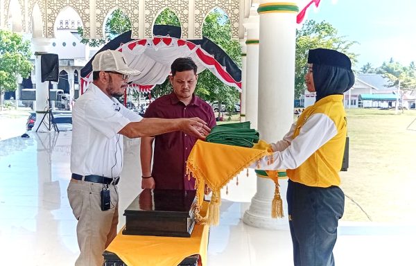 Calon Paskibraka Bireuen Gelar Gladi Bersih di Eks Stadion Cot Gapu, Wakil Bupati Pimpin Simulasi Penurunan Bendera