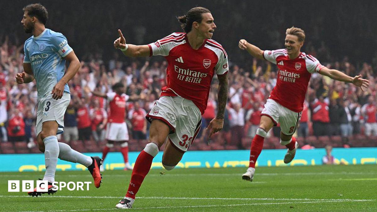 Arsenal Hancurkan Manchester City 3-0 di Community Shield, Odegaard Jadi Bintang