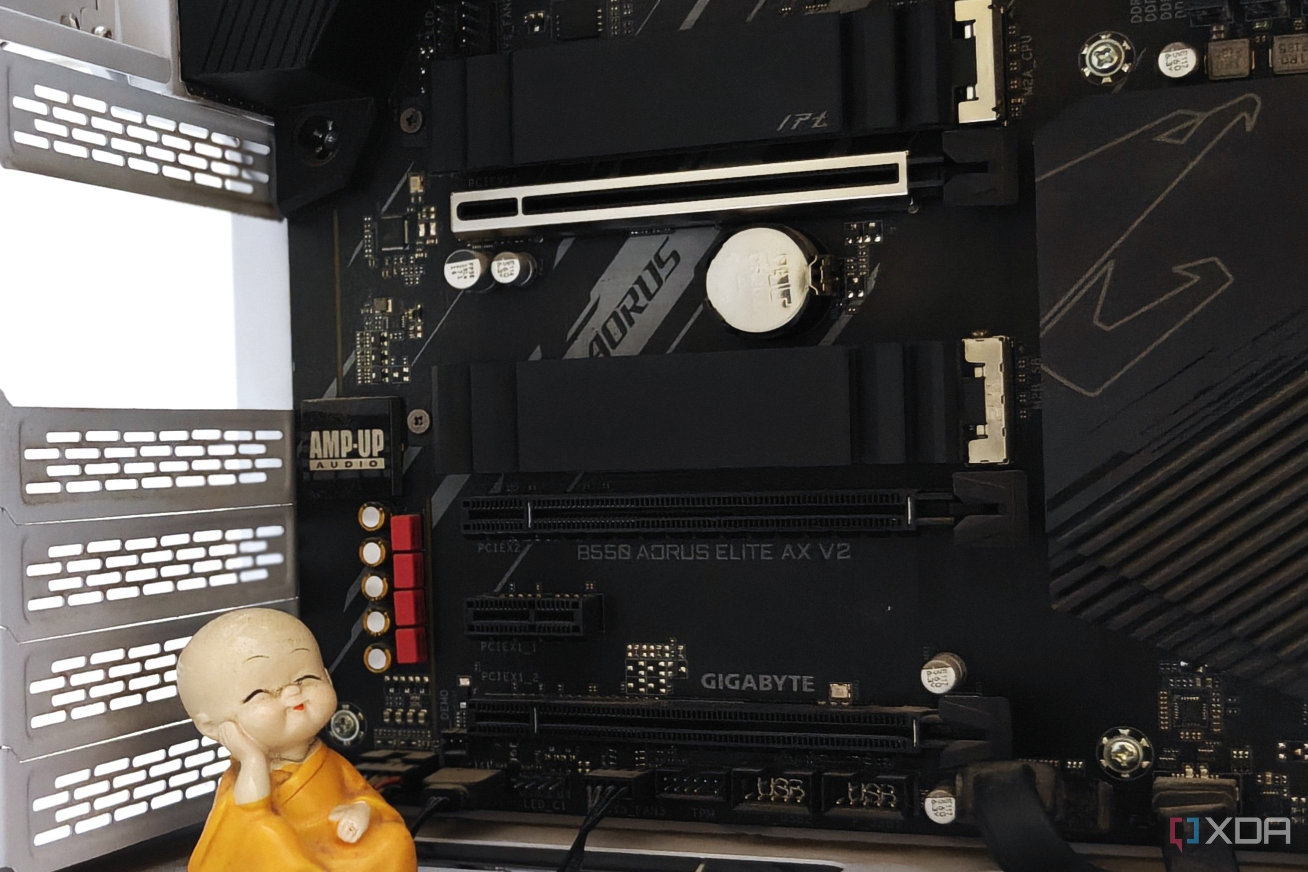 Slot M.2 Kedua di Motherboard Kelas Menengah Bisa Menjegal Performa SSD NVMe, Ini Biang Keroknya