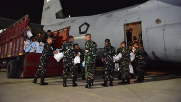 TNI AU Kerahkan Penerbangan Hercules Kloter Terakhir, 27 Ton Bantuan Logistik Tiba di Lokasi Gempa NTT