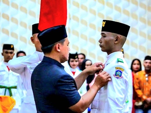 Wabup Morotai Rio Christian Pawane Kukuhkan 34 Paskibraka untuk Bertugas di HUT ke-81 RI