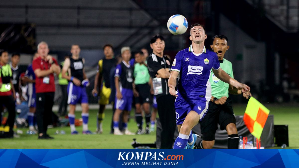 Persib Bandung Ungguli Sabah FC 1-0 di Babak Pertama, Penalti Mariano Peralta Jadi Pembeda
