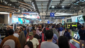 Penjualan EV dan Hybrid Naik 40 Persen, Airlangga: Didorong Insentif dan Harga yang Kian Kompetitif