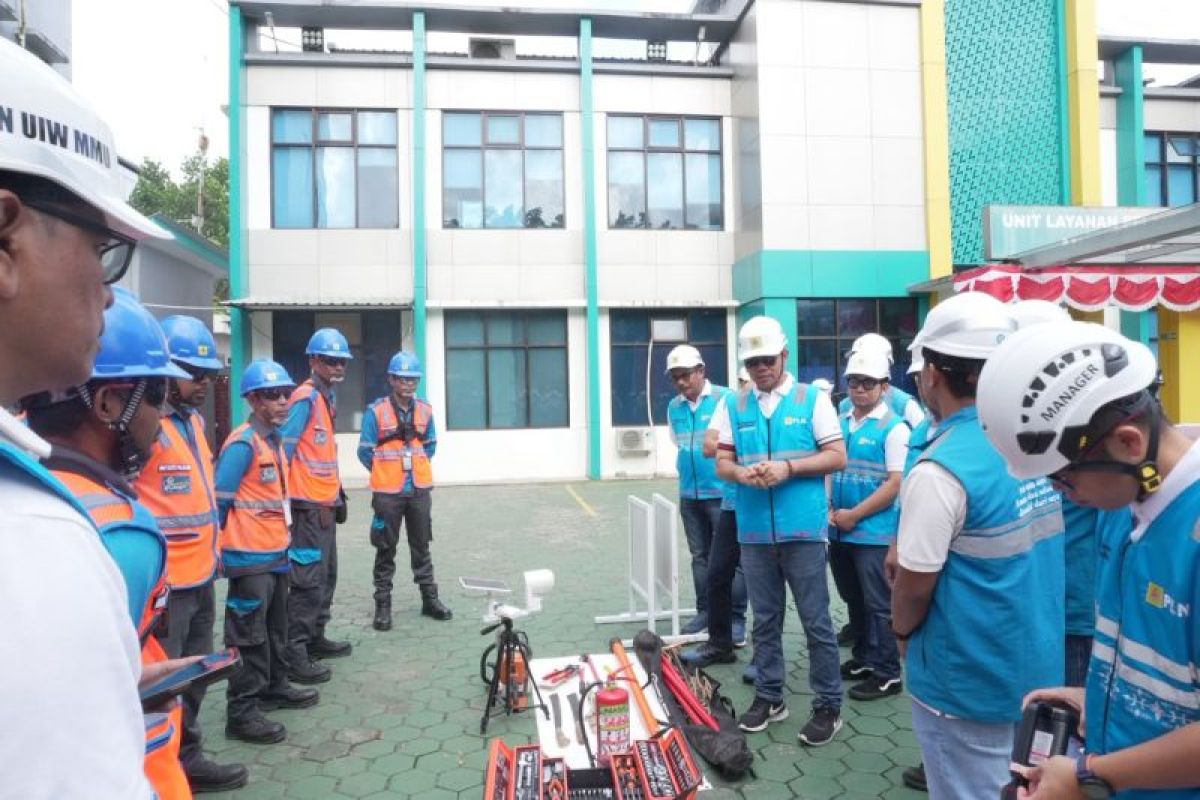 PLN Siagakan 987 Personel dan 203 Posko untuk Jaga Listrik Maluku saat HUT ke-81 RI