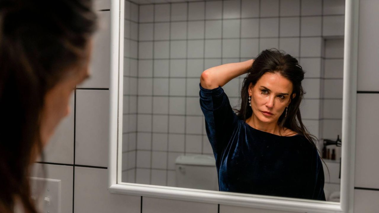 5 Film Terbaik di Mubi: Dari 'The Substance' Demi Moore Sampai Debut Iñárritu