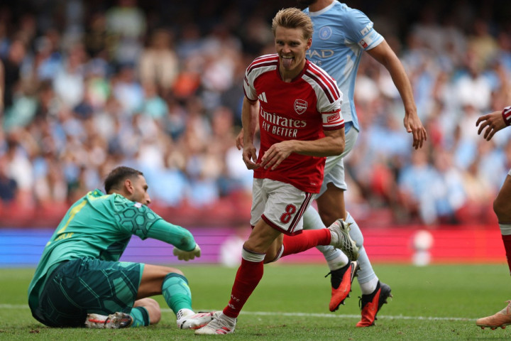 Arsenal Bantai Man City 3-0 di Community Shield, Calafiori dan Havertz Jadi Mimpi Buruk The Citizens