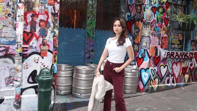 Potret Tissa Biani Liburan ke Australia, Gaya Santai hingga OOTD Stylish di Negeri Kanguru