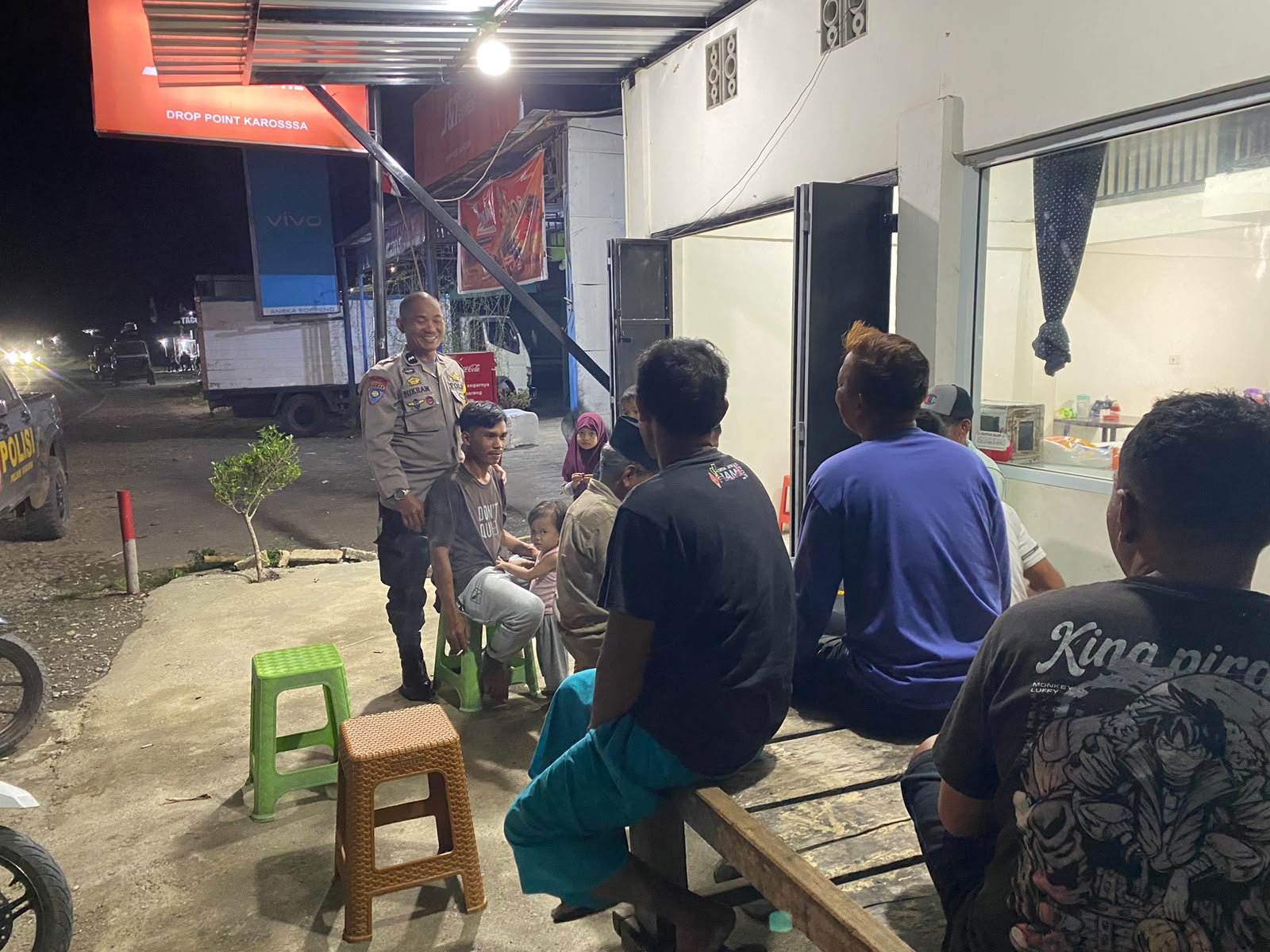 Patroli Malam Polsek Karossa Sisir SPBU hingga Pegadaian, Kapolsek: Warga Diminta Aktif Jaga Lingkungan