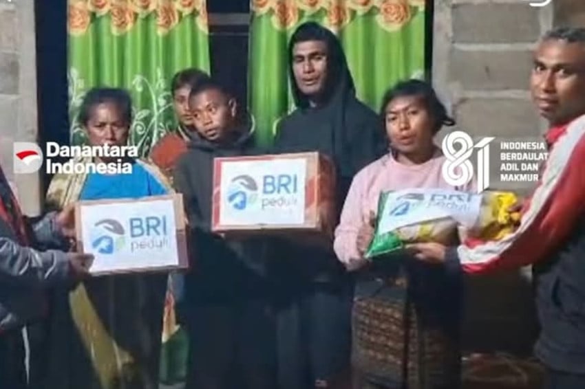 PLN Pulihkan 98,3% Jaringan Listrik Pasca-Gempa NTT, Danantara-BUMN Peduli Kirim Bantuan ke Lokasi Bencana