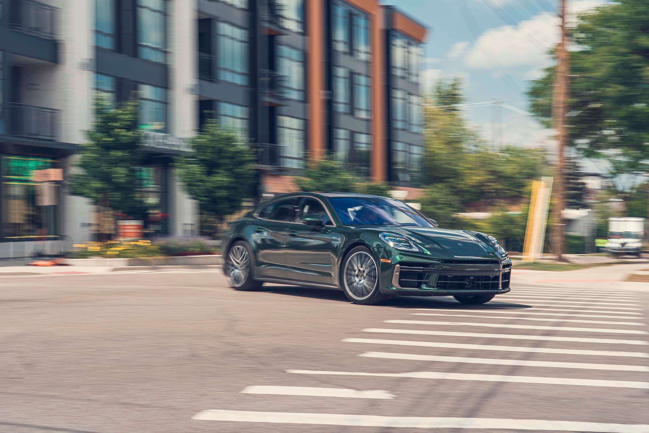 Review Porsche Panamera Turbo E-Hybrid 2027: 771 Hp, 0-100 km/jam 2,5 Detik, Tapi Tetap Nyaman
