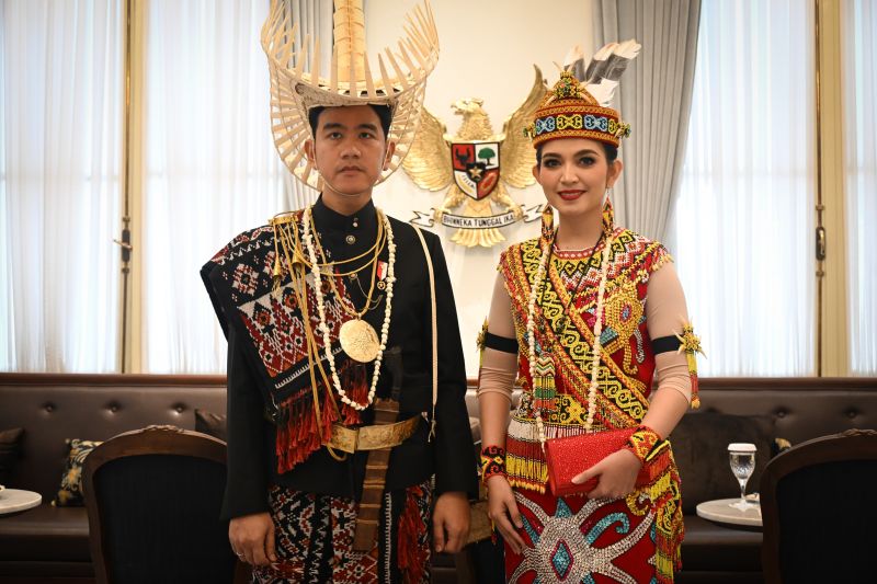 Wapres Gibran Pakai Baju Adat Rote dari NTT di Upacara HUT ke-81 RI, Ini Makna Motif Hua Peni