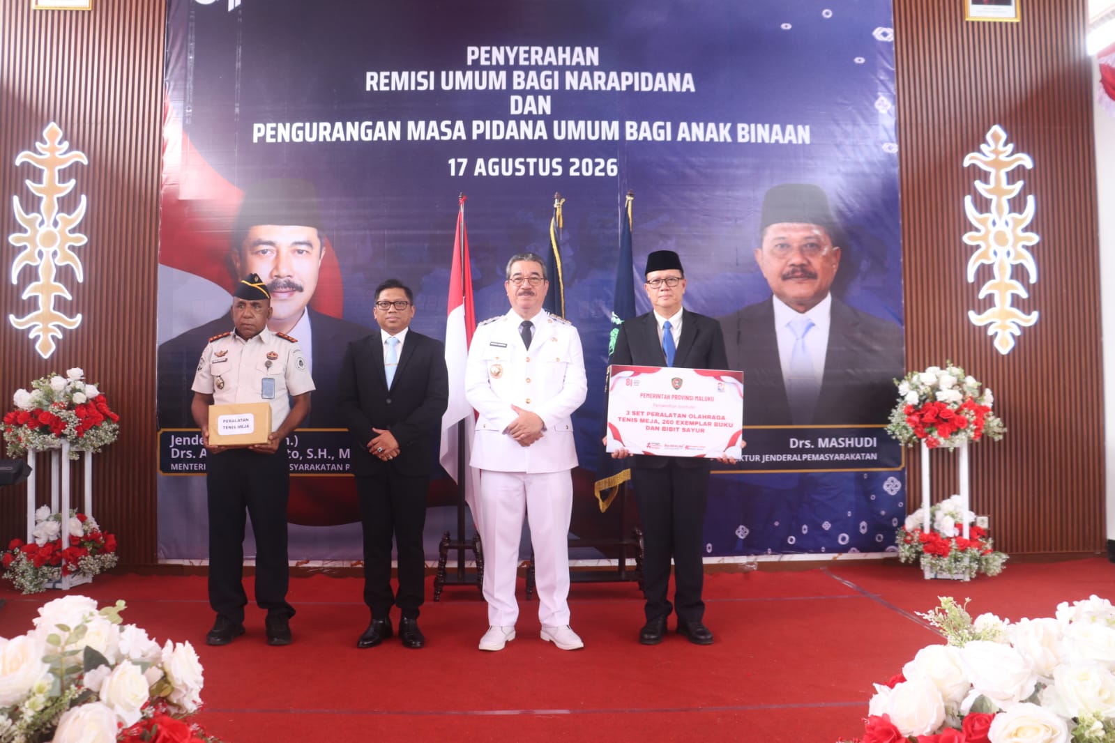 Gubernur Maluku Hendrik Lewerissa Serahkan Bantuan ke Lapas Ambon, Tegaskan Remisi HUT ke-81 untuk Reintegrasi Sosial