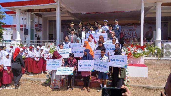 Pemkab Pulau Morotai Luncurkan Pajak Online dan Salurkan Santunan BPJS Rp 1,19 Miliar ke 17 Warga