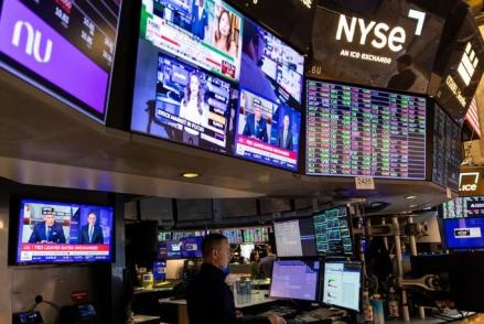 Wall Street Dibuka di Zona Merah, Saham AI Terangkat Proyeksi Pendapatan Anthropic