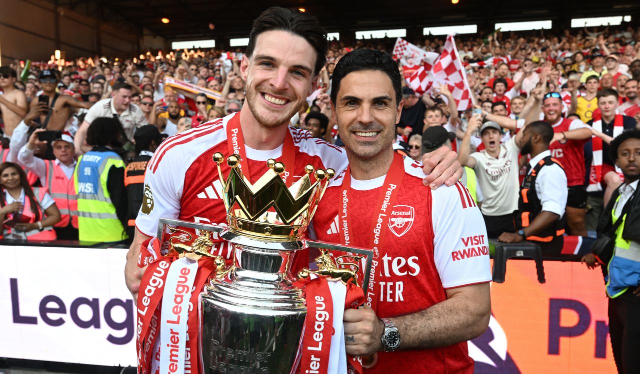 TNT Sports Umumkan Kru Siaran Community Shield: Laura Woods, Martin Keown, hingga Joleon Lescott
