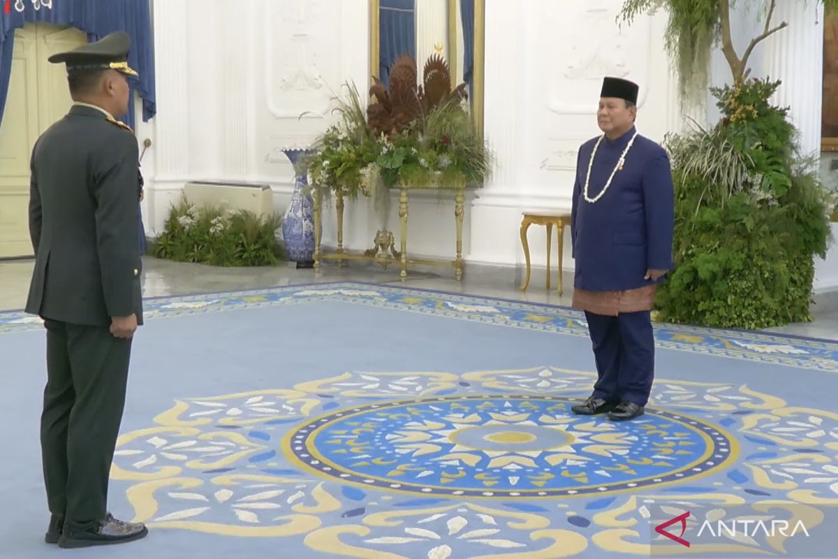Presiden Prabowo dan Wapres Gibran Pimpin Upacara Detik-Detik Proklamasi HUT Ke-81 RI di Istana Merdeka