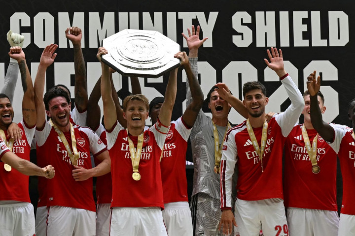 Tak Cuma Juara Community Shield, Odegaard Sinyalkan Target Sapu Bersih Arsenal Musim Ini