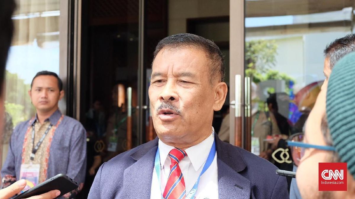 Umuh Muchtar Minta Persib Tak Terus Dijadikan Sasaran Usai Aturan Suporter Away Dicabut